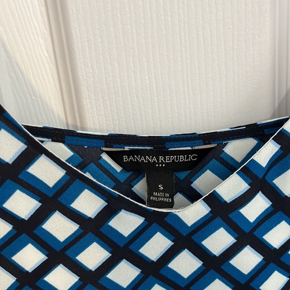 3 for 30! Banana Republic blouse - Picture 4 of 5